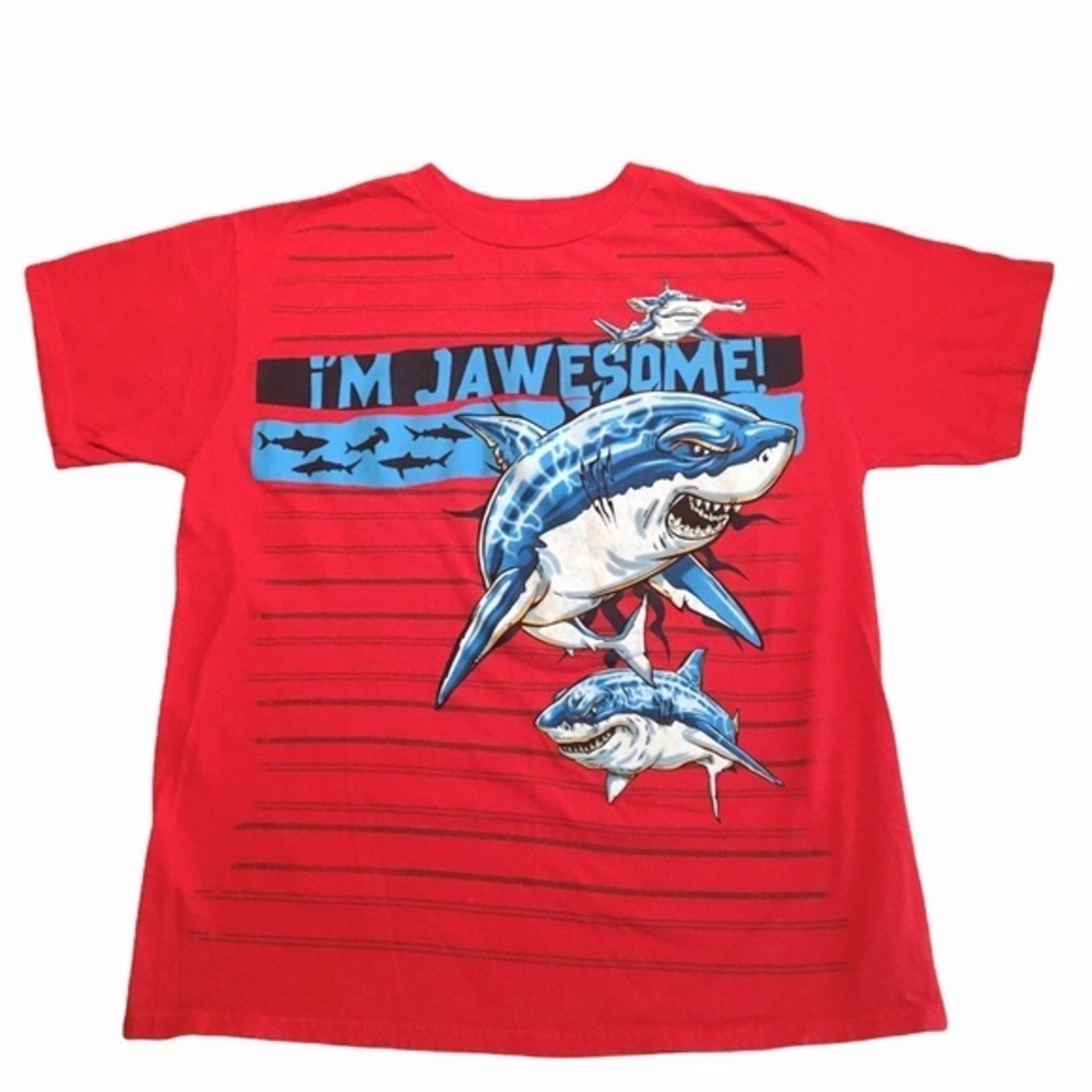 BERZY Boys T Shirt with Shark logo - sz Large